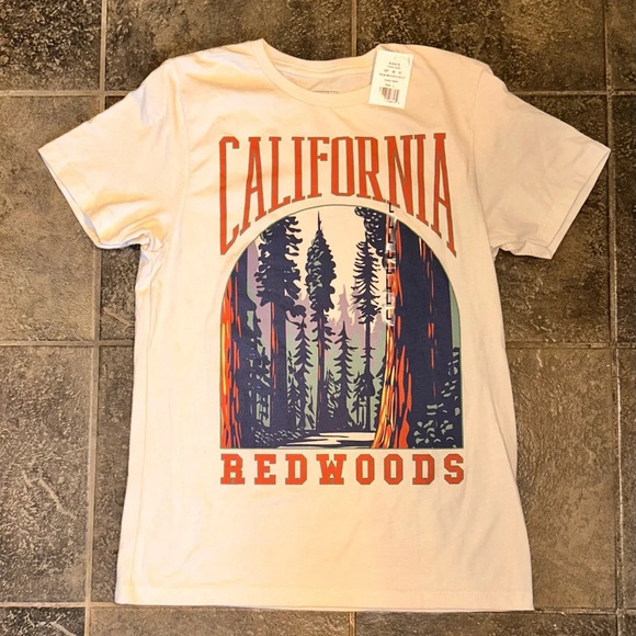 ME87 Other - California Redwoods t-shirt. Made by ME87. Men’s size Large. White. NWTS.